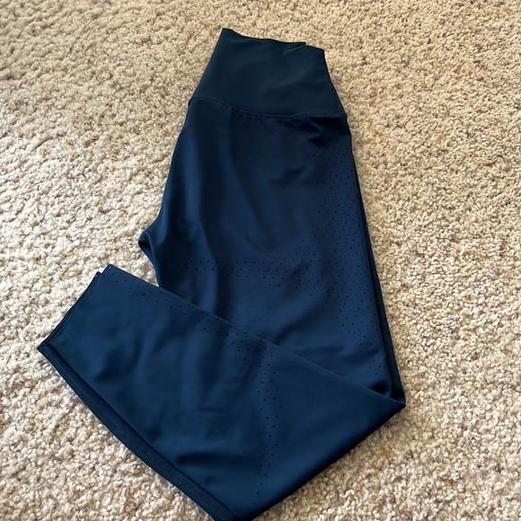 Small buffbunny vibe laser cut legging. Teal me more - Picture 5 of 6